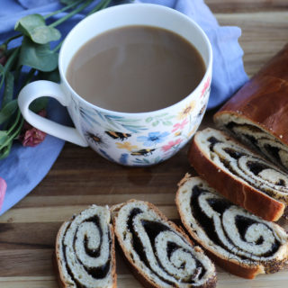 Yeasted Poppy Seed Cake